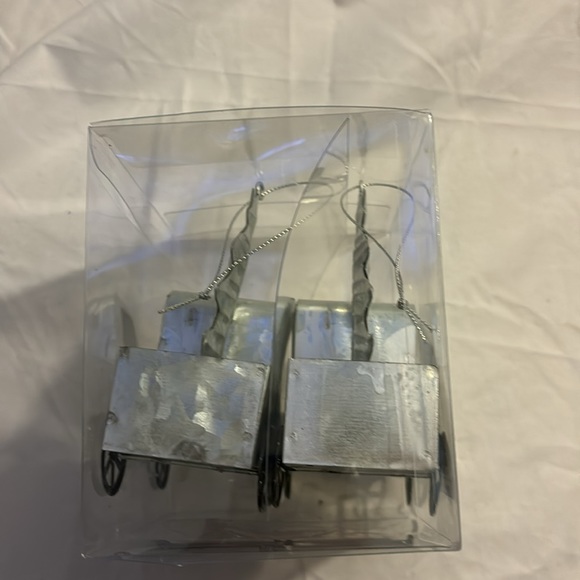 Silver Truck Carrying Christmas Tree Ornaments Boxed NWT - Picture 2 of 6